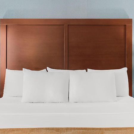 Comfort Inn & Suites Vancouver Downtown City Center Екстер'єр фото