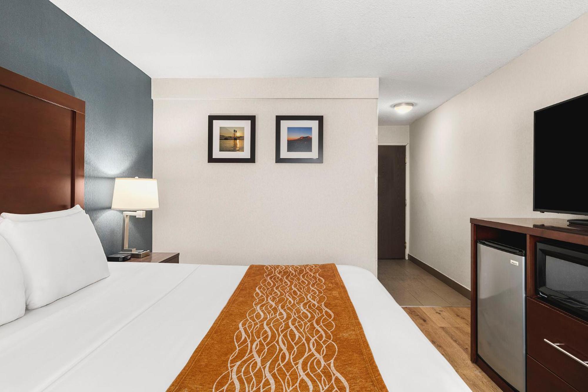 Comfort Inn & Suites Vancouver Downtown City Center Екстер'єр фото