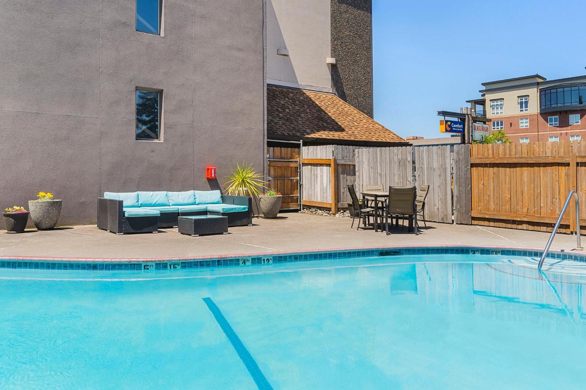 Comfort Inn & Suites Vancouver Downtown City Center Екстер'єр фото
