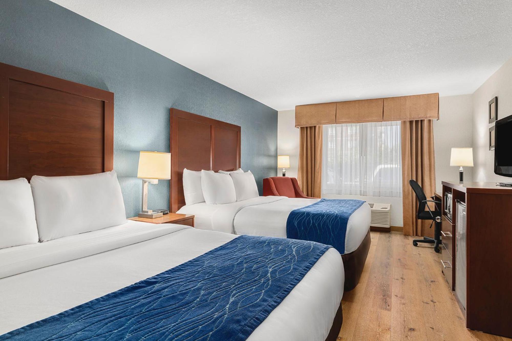 Comfort Inn & Suites Vancouver Downtown City Center Екстер'єр фото