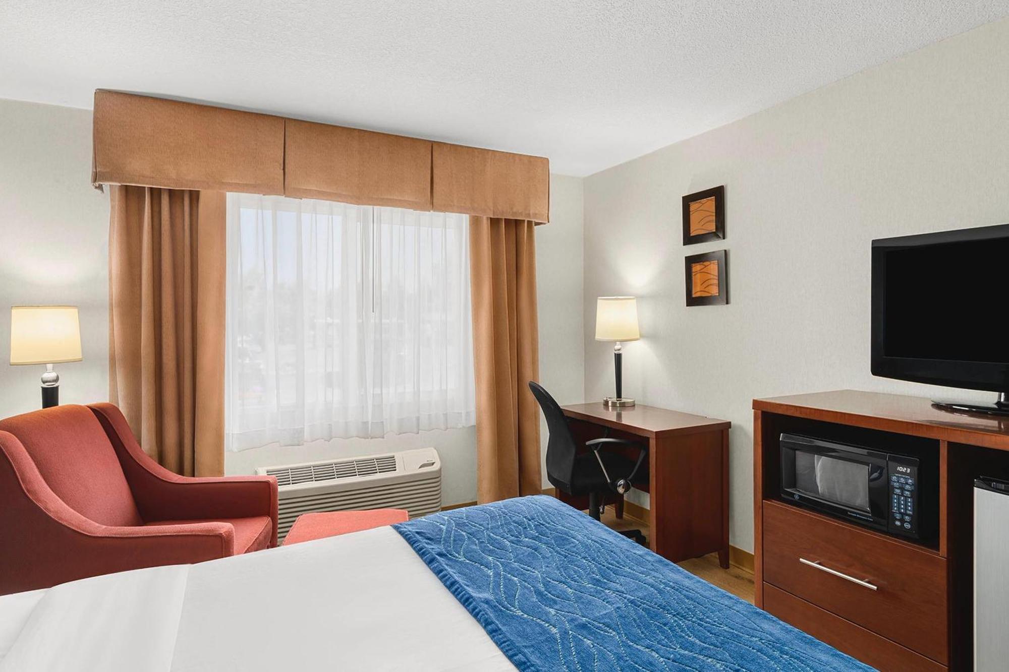 Comfort Inn & Suites Vancouver Downtown City Center Екстер'єр фото