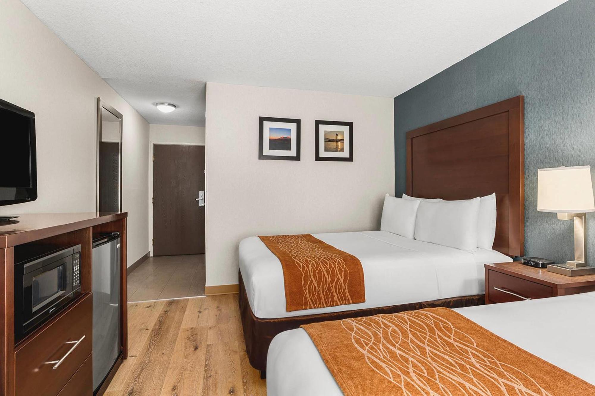 Comfort Inn & Suites Vancouver Downtown City Center Екстер'єр фото