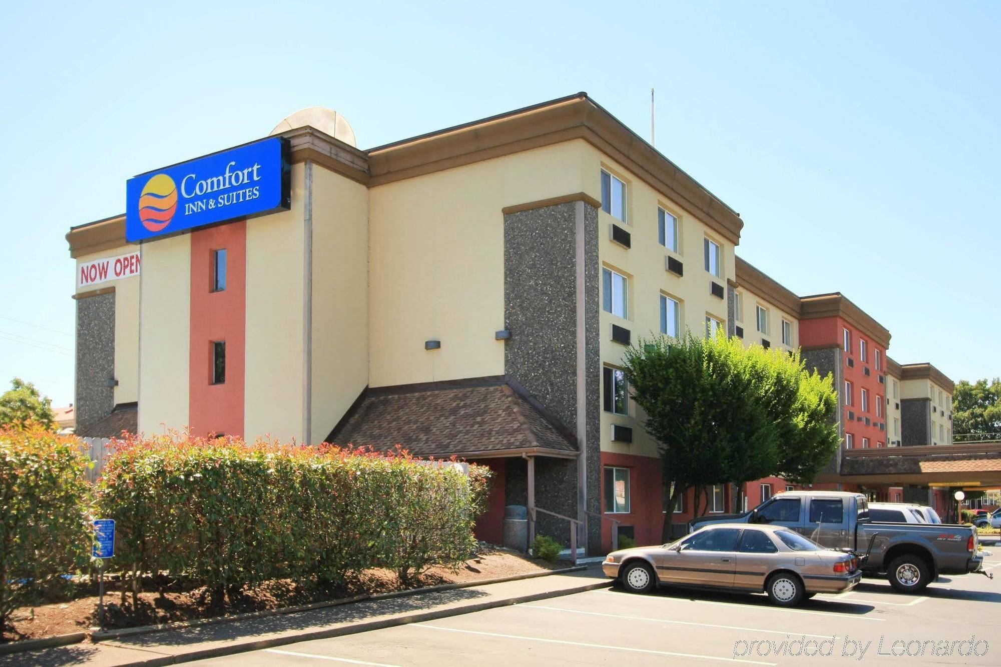 Comfort Inn & Suites Vancouver Downtown City Center Екстер'єр фото