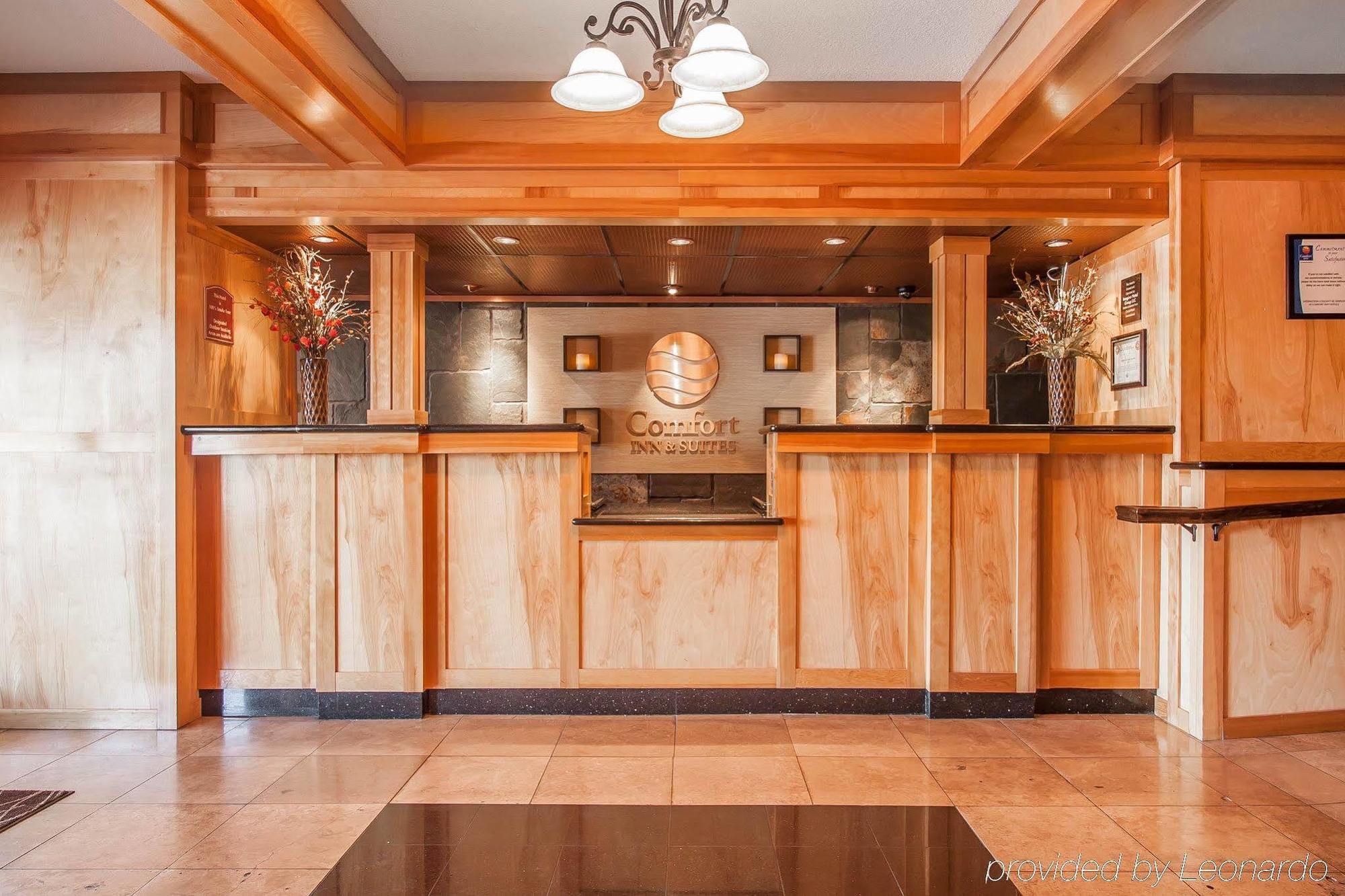 Comfort Inn & Suites Vancouver Downtown City Center Екстер'єр фото