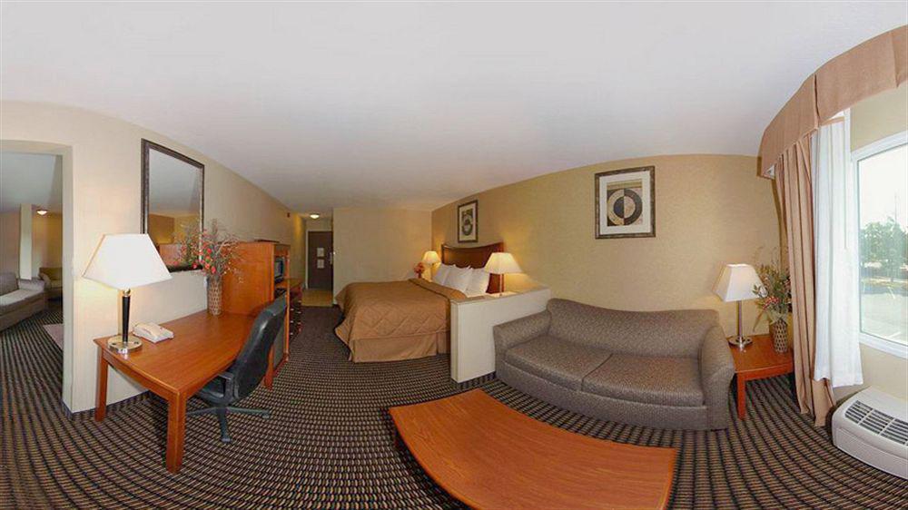 Comfort Inn & Suites Vancouver Downtown City Center Екстер'єр фото